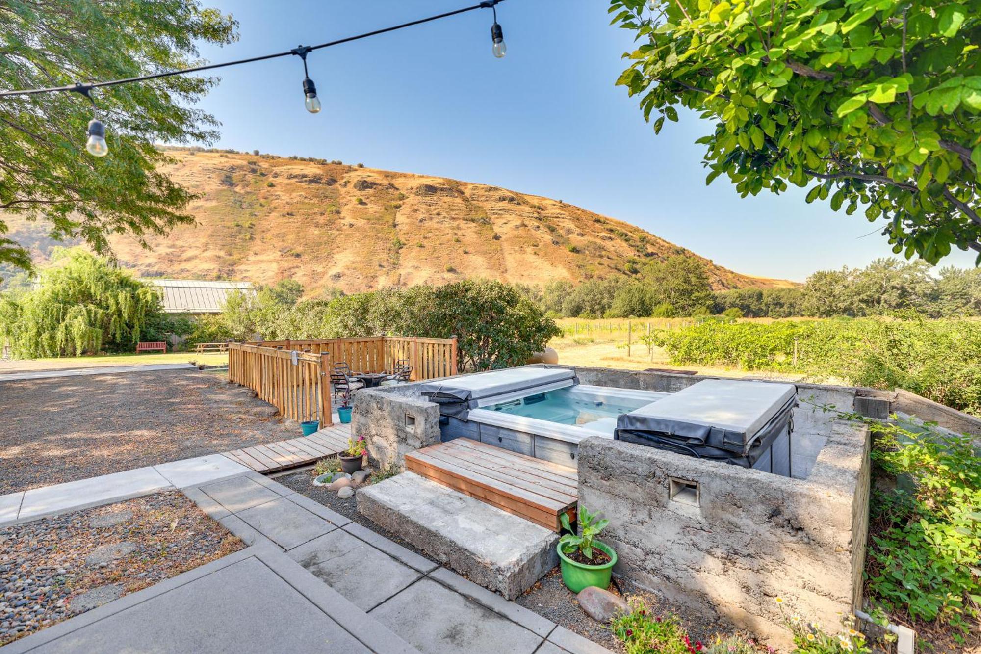 Mongata Winery Romantic Retreat On-Site Tastings! Milton-Freewater Eksteriør bilde